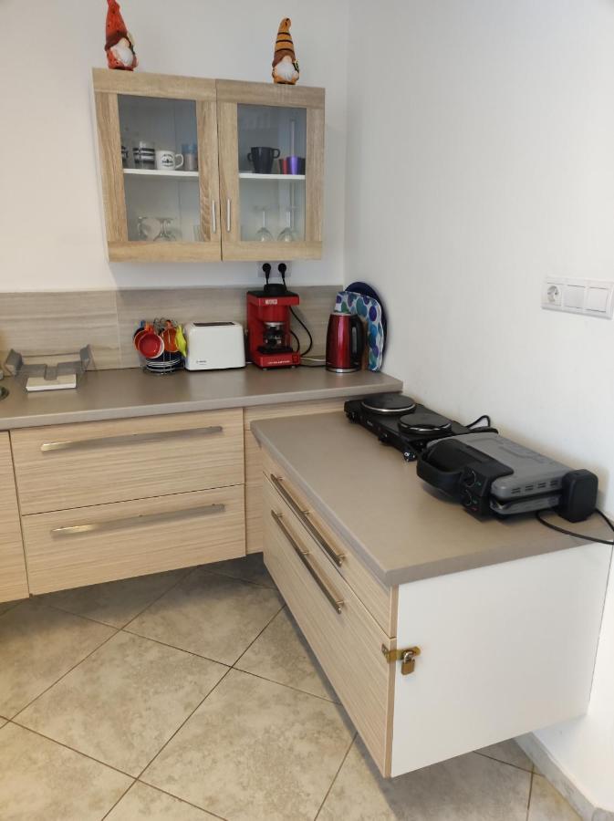 City Center Apartman Zalaegerszeg Exteriör bild