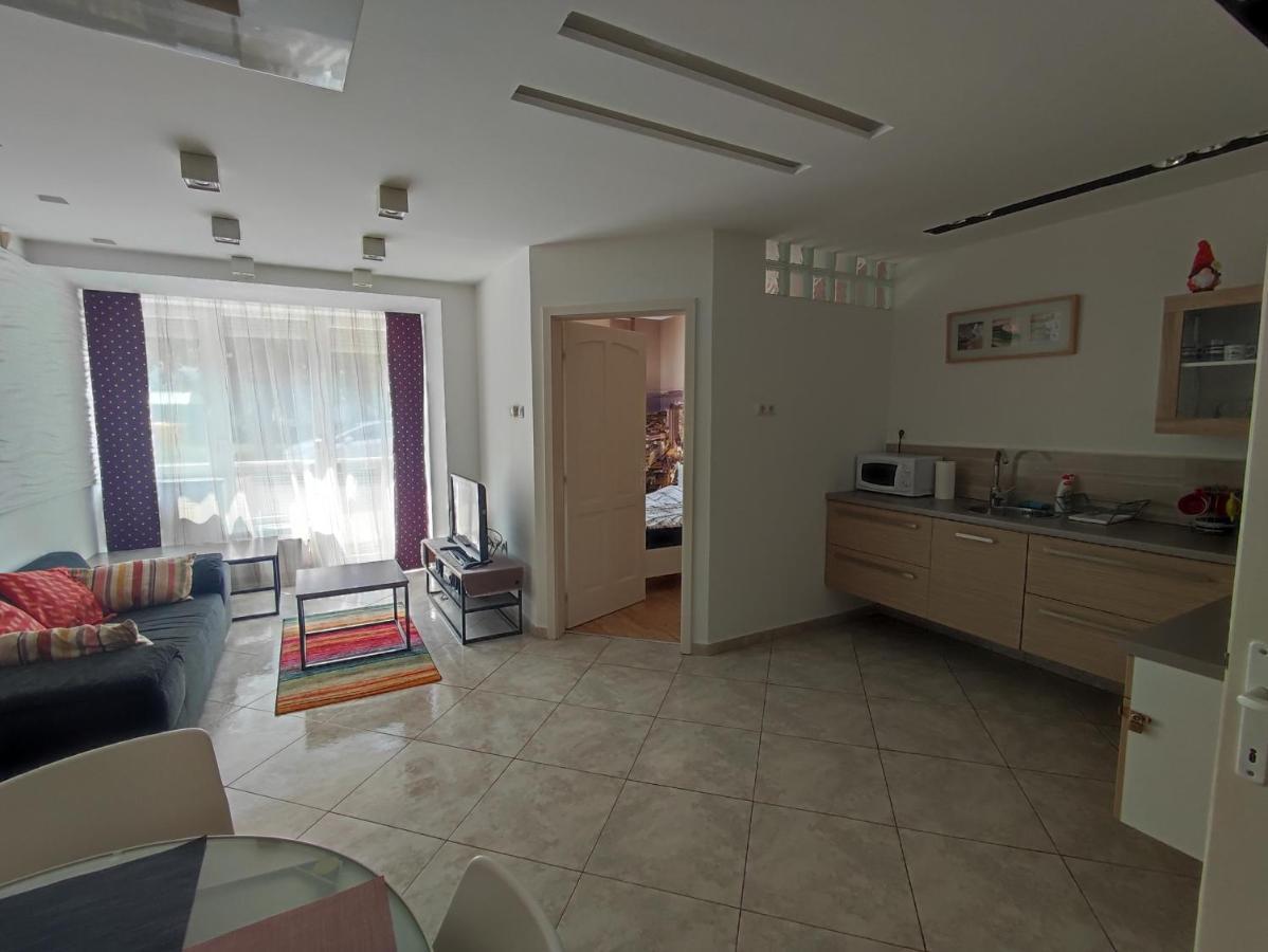 City Center Apartman Zalaegerszeg Exteriör bild